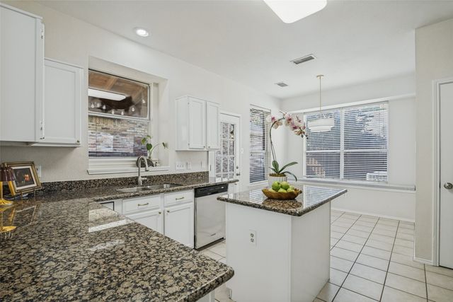 6522 White Oak Drive, Rowlett, TX 75089
