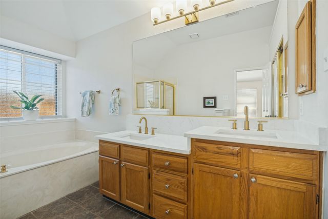 6522 White Oak Drive, Rowlett, TX 75089