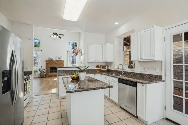 6522 White Oak Drive, Rowlett, TX 75089