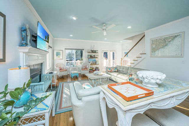 510 E Arctic Avenue, Folly Beach, SC 29439