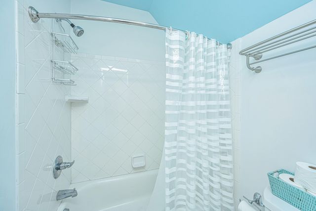 510 E Arctic Avenue, Folly Beach, SC 29439