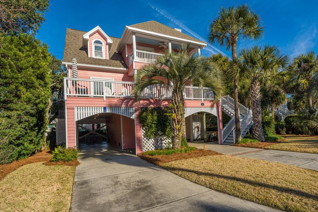 510 E Arctic Avenue, Folly Beach, SC 29439