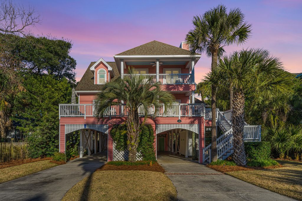 510 E Arctic Avenue, Folly Beach, SC 29439