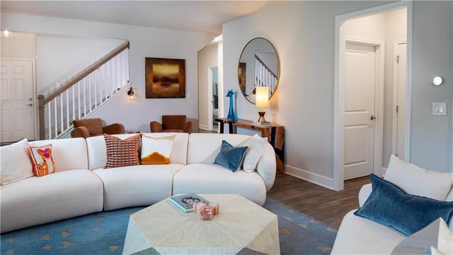 5687 Villa Crest Drive, Hoschton, GA 30548