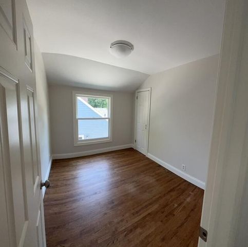 4620 Vallacher Avenue, Saint Louis Park, MN 55416