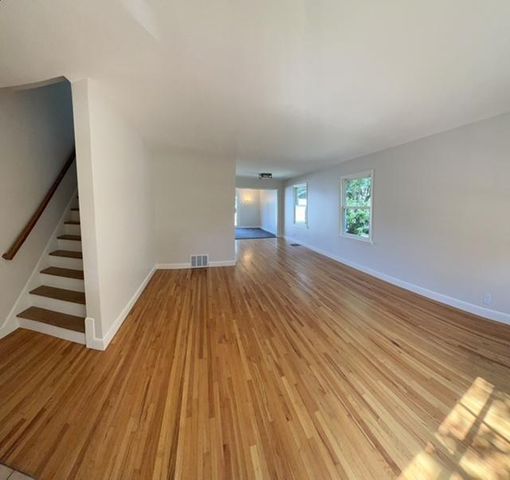 4620 Vallacher Avenue, Saint Louis Park, MN 55416