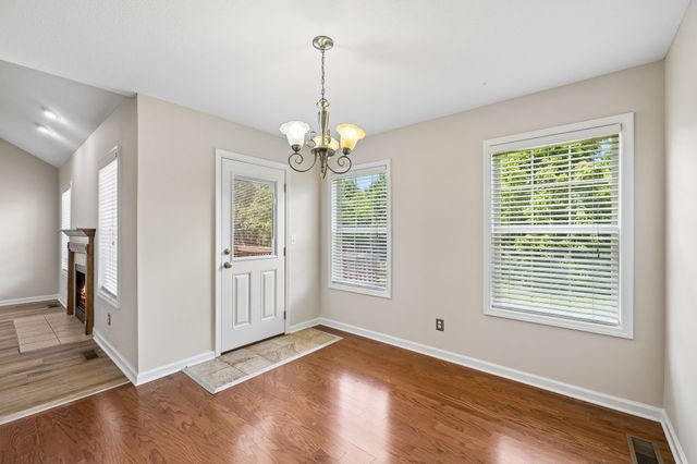 2781 Cascade Dr, Clarksville, TN 37042