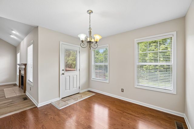 2781 Cascade Dr, Clarksville, TN 37042