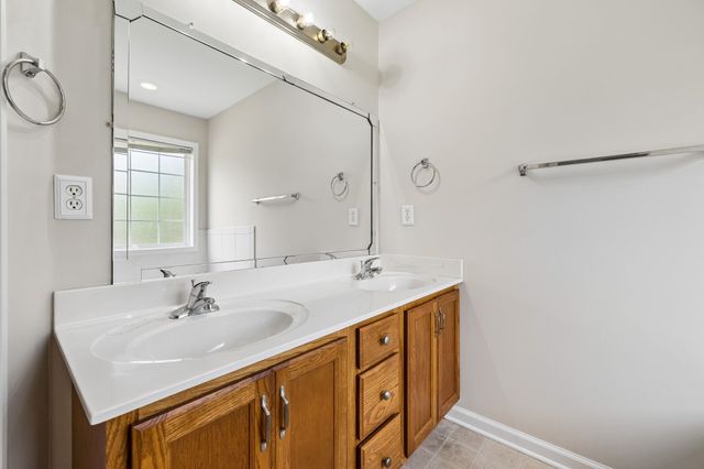 2781 Cascade Dr, Clarksville, TN 37042
