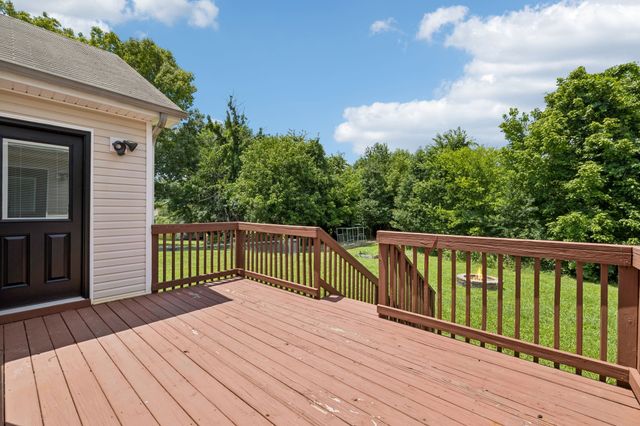 2781 Cascade Dr, Clarksville, TN 37042
