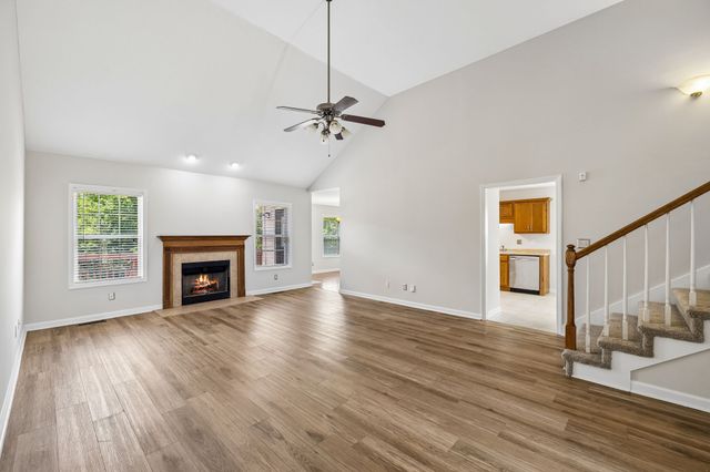 2781 Cascade Dr, Clarksville, TN 37042
