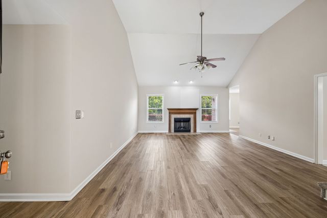 2781 Cascade Dr, Clarksville, TN 37042