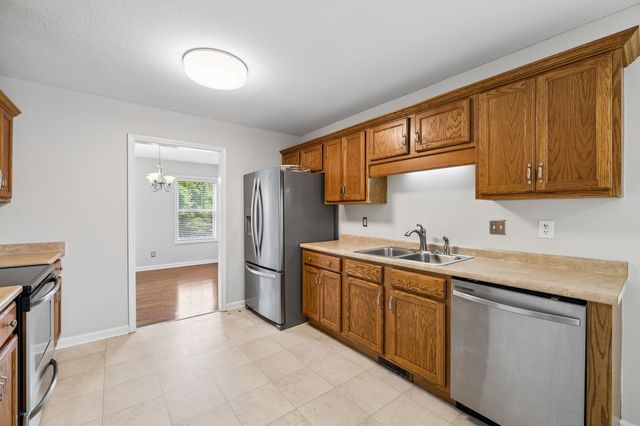 2781 Cascade Dr, Clarksville, TN 37042