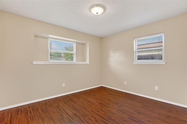 128 SW 12th Street, Moore, OK 73160