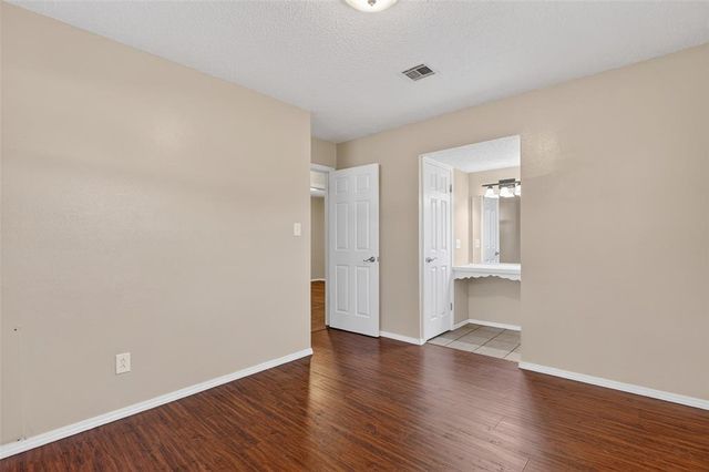 128 SW 12th Street, Moore, OK 73160