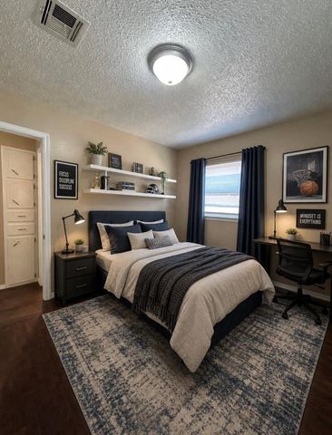 128 SW 12th Street, Moore, OK 73160