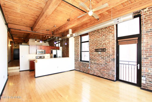 220 W Jackson Ave 404, Knoxville, TN 37902