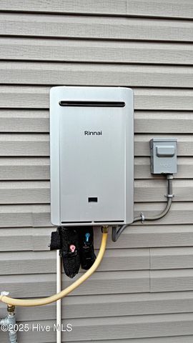 947 Bourne Drive SW, Ocean Isle Beach, NC 28469