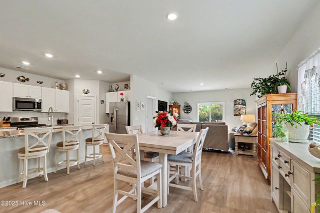 947 Bourne Drive SW, Ocean Isle Beach, NC 28469