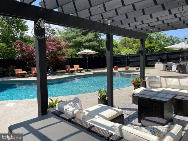 1202 CULBERTSON CIR, West Chester, PA 19380
