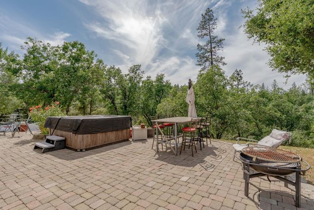 2940 Moose Trl, Greenwood, CA 95635