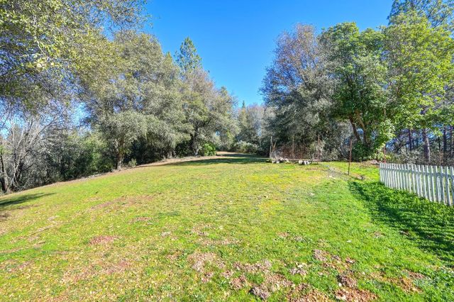 2940 Moose Trl, Greenwood, CA 95635