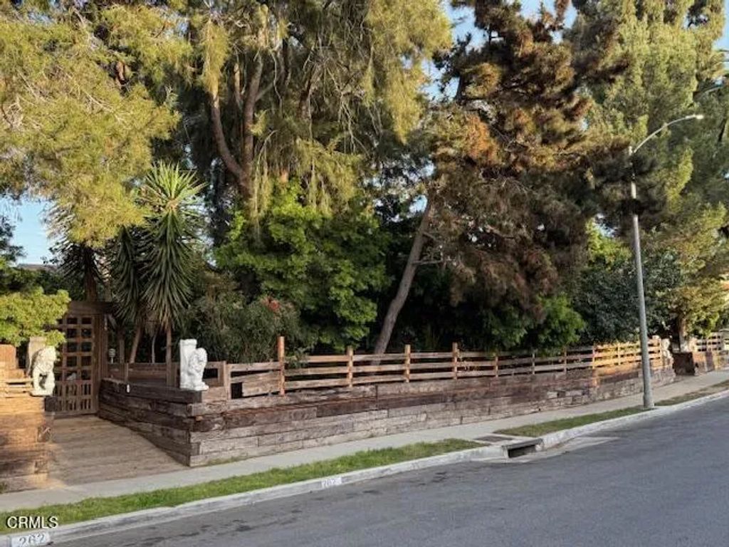 260 Prospect Avenue, Long Beach, CA 90803