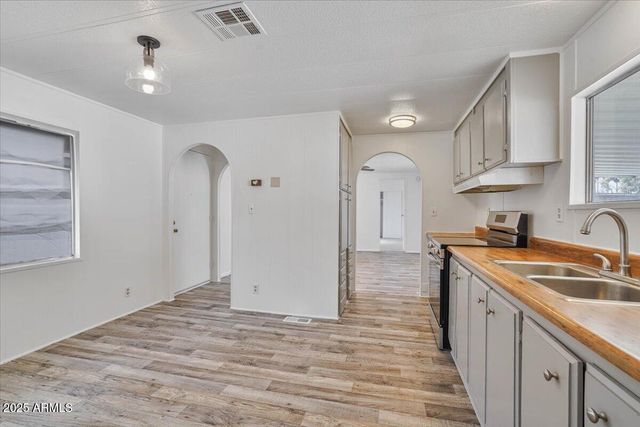 2121 N Center Street 184, Mesa, AZ 85201