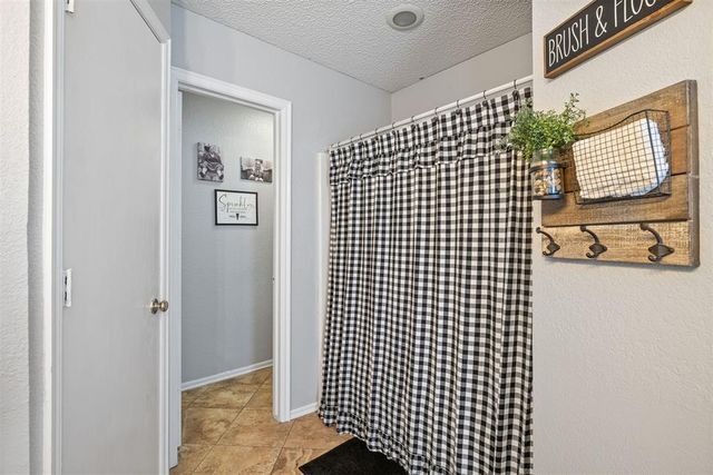 13417 Briar Hollow Drive, Oklahoma City, OK 73170