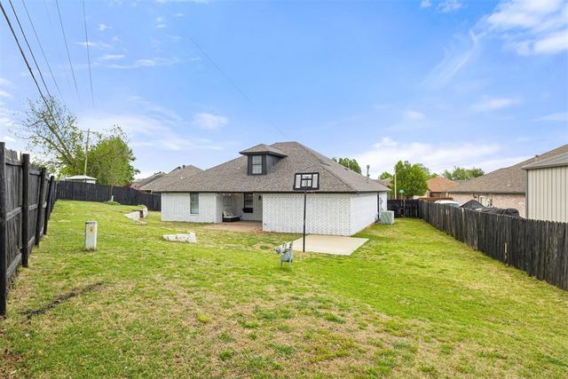 13417 Briar Hollow Drive, Oklahoma City, OK 73170