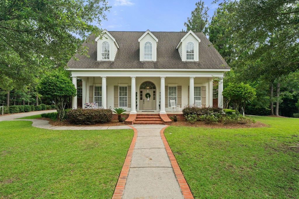 3 Rosebay Ct., Hattiesburg, MS 39402