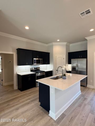 135 Ridley Lane, Youngsville, LA 70592