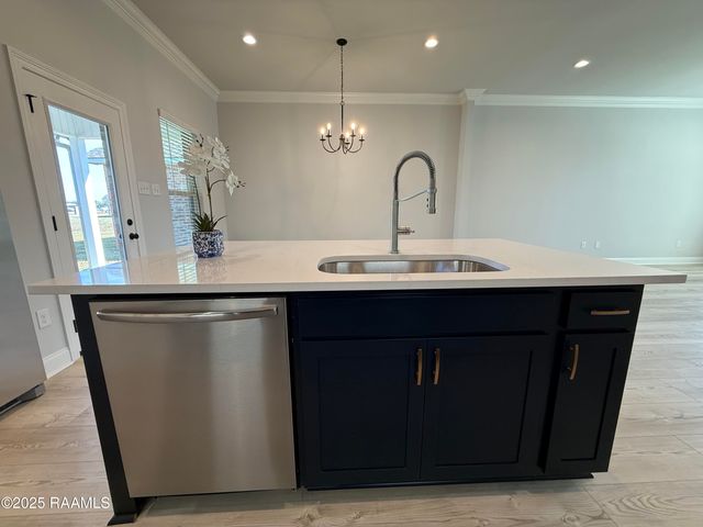 135 Ridley Lane, Youngsville, LA 70592