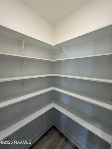 135 Ridley Lane, Youngsville, LA 70592