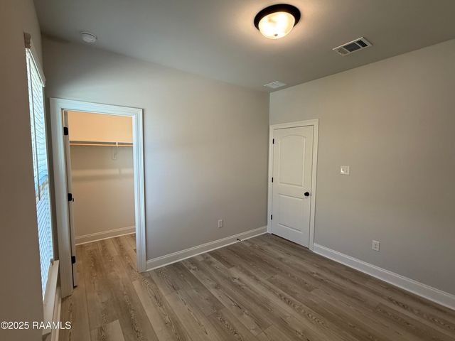 135 Ridley Lane, Youngsville, LA 70592