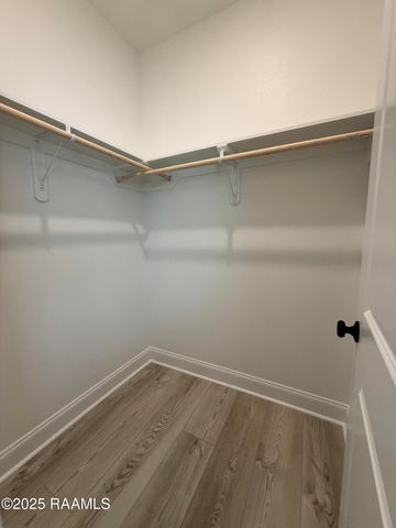 135 Ridley Lane, Youngsville, LA 70592