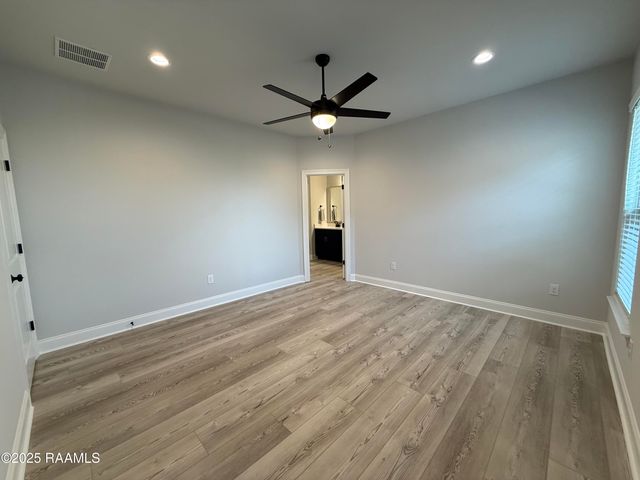 135 Ridley Lane, Youngsville, LA 70592