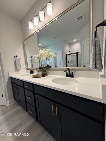 135 Ridley Lane, Youngsville, LA 70592