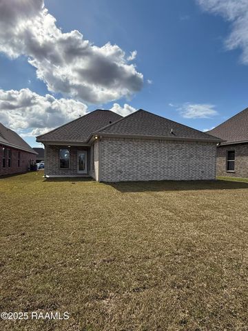 135 Ridley Lane, Youngsville, LA 70592