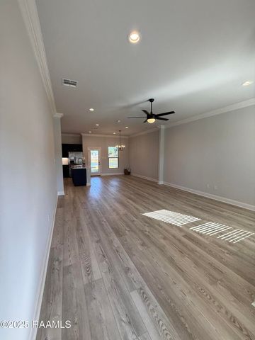 135 Ridley Lane, Youngsville, LA 70592