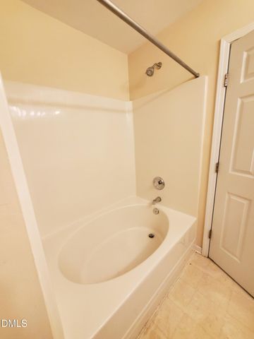 8206 City Loft Court, Raleigh, NC 27613