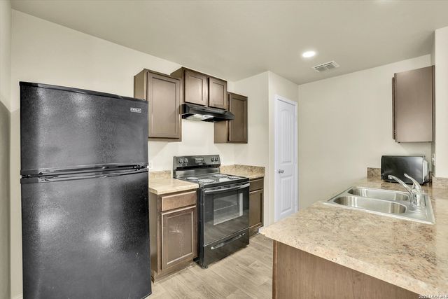 7639 Hercules Point, San Antonio, TX 78252