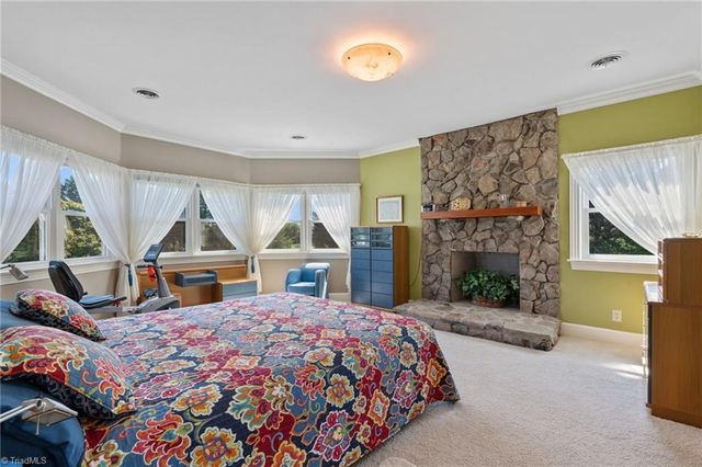 5701 Bunch Road, Oak Ridge, NC 27310