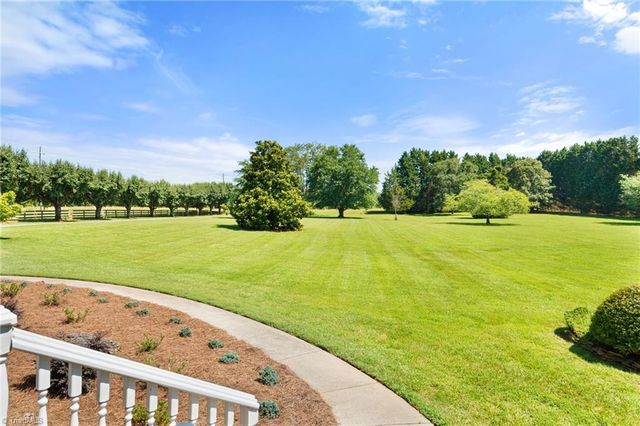 5701 Bunch Road, Oak Ridge, NC 27310