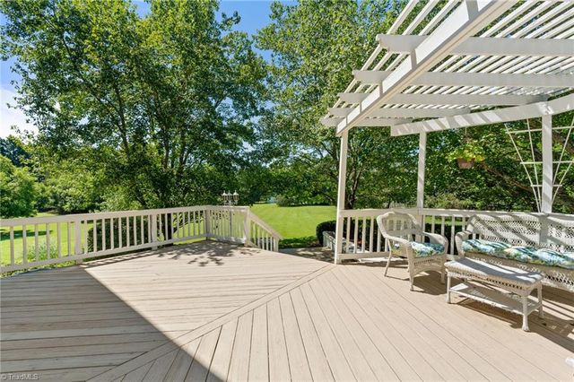 5701 Bunch Road, Oak Ridge, NC 27310