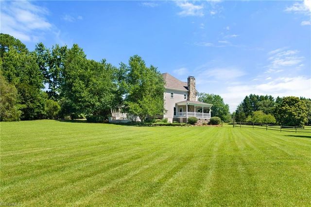 5701 Bunch Road, Oak Ridge, NC 27310