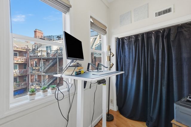 22 Park Street 3, Boston, MA 02129