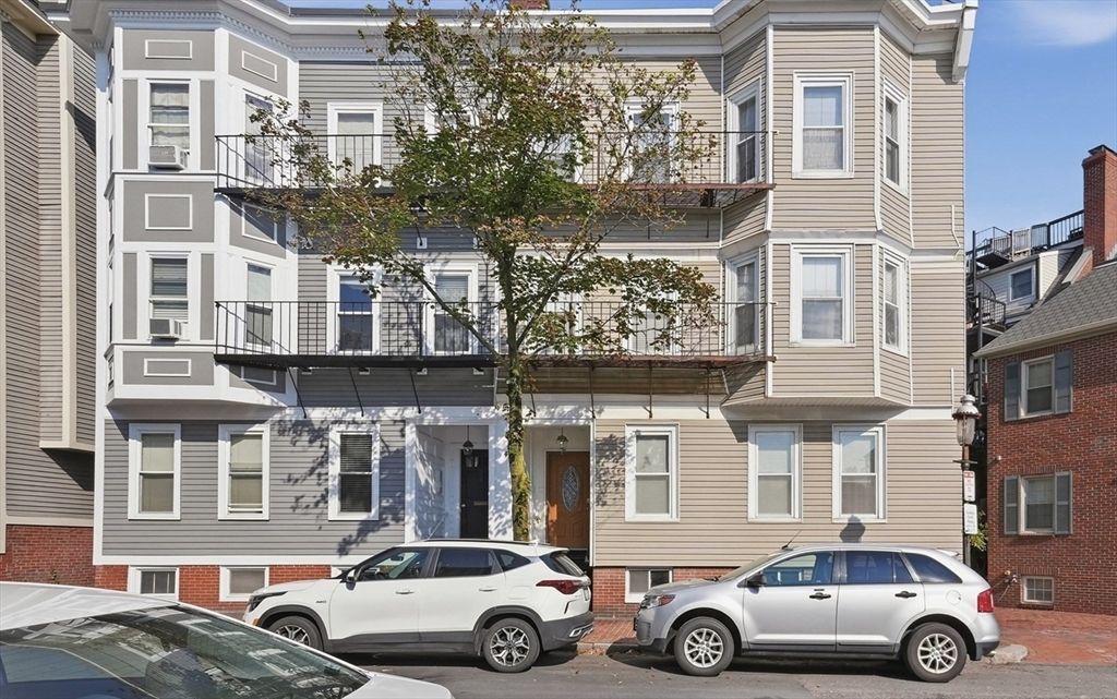 22 Park Street 3, Boston, MA 02129