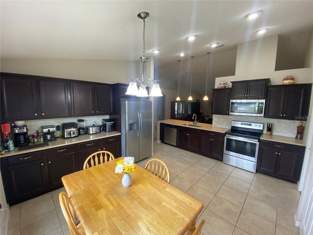 12 SQUADRON PLACE, Palm Coast, FL 32164