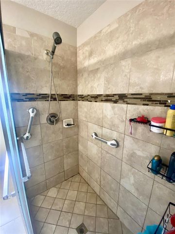 12 SQUADRON PLACE, Palm Coast, FL 32164